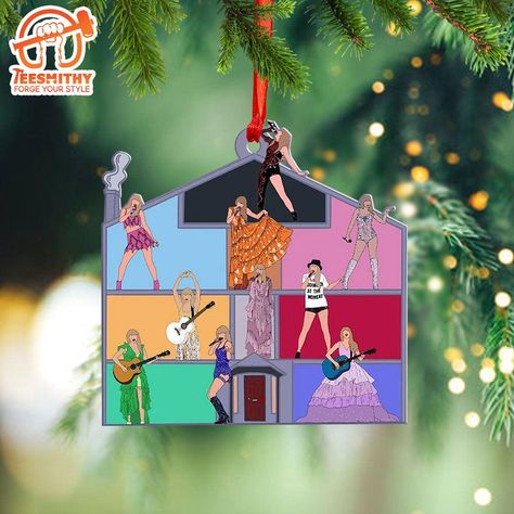 Ears Tour Taylor Swift, Taylor Swift Christmas Tree Ideas, Taylor Swift Christmas Tree, Toca Characters, Ears Tour, Sticker Inspiration, Taylor Swift Jokes, Taylor Merch, Taylor Swift Christmas