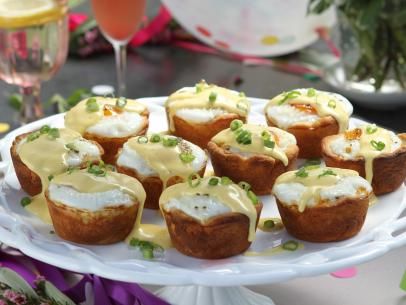 Patricia Heaton's Muffin-Tin Eggs Benedict Recipe Brunch Recipes Eggs, Bacon Ideas, Benedict Recipe, Food Outdoor, Camping Winter, Eggs In Muffin Tin, Eggs Benedict Recipe, Rv Mods, Patricia Heaton