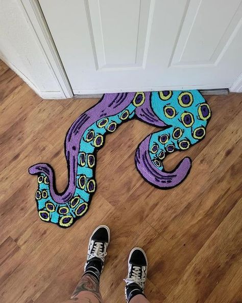 Rugs for Inspiration on Instagram: "Octopus tentacles rugs made by @therugmakerco, which one do you like the most? 1-6 . . . . . #ignorantrugs #rug #tugs #handmade #carpet #abstraction #rugdesign #rugarchive #tufting #tufttheworld #tuftinggun #rugsaddict #tuftdesign #tuftingmachine #rugmaking #customrugs #customrug #tapestry" Kraken Tentacles, Octopus Rug, Funky Rugs, Octopus Print, Deco Studio, Haiwan Lucu, Kitchen Carpet, Arte Inspo, Cute Room Decor