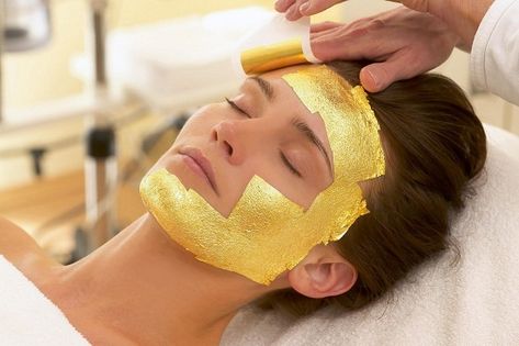 Gold Facial Kit, Gold Facial, Beauty Myth, Glowing Skin Mask, Spa Facial, Easy Face Mask Diy, Gold Mask, Beauty Mask, Facial Spa