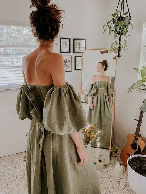 Summer Pants Pattern, Elastic Waist Pants Pattern, Patterns For Sewing, Balloon Dress, Sleeves Ideas, Vogue Pattern, Green Bridesmaid Dresses, Dress Inspo, Little Outfits