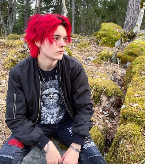 @grungepiece • Instagram photos and videos Red Hair Punk Guy, Boys Dyed Hair, Boys Colored Hair, Red Hair Men, Dyed Red Hair, Spiked Hair, Long Hair Color, Hair Reference, Cut My Hair