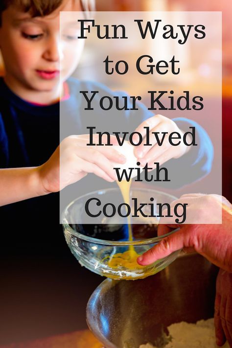 Fun Ways to Get Your Kids Involved with Cooking Hosting Events, Cooking In The Classroom, Kids Cooking Recipes, Kids In The Kitchen, Kitchen Skills, How To Teach Kids, Kids Cooking, Scout Ideas, Healthy Eating For Kids