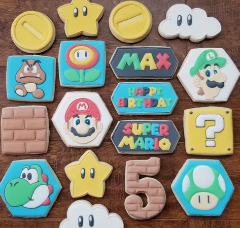 Mario Brothers Cookies Decorated, Mario Brothers Cookies, Super Mario Cookies, Mario Cookies, Sixth Birthday, Paper Mario, Cookies Decorated, Mario Brothers, Mario Party