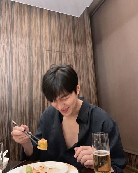 Lee Min Ho, 20190624, Taiwan, IG post. Lee Min Ho Aesthetic, Lee Min Ho Abs, Lee Min Ho Family, Lee Min Ho Hairstyle, Lee Min Ho Shirtless, Lee Min Ho Instagram, Lee Min Ho Kiss, Lee Min Ho City Hunter, Lee Min Ho Boys Over Flowers