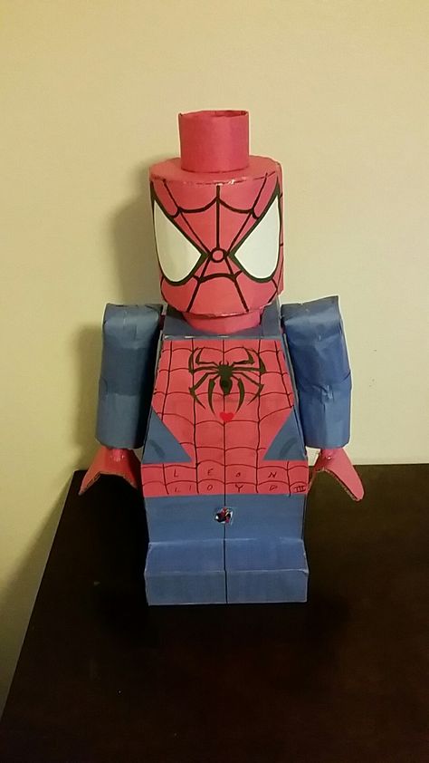 Lego Spiderman valentine's box Boys Valentines Boxes Spiderman, Spiderman Valentines Boxes, Lego Valentines Boxes, Spider Man Valentine Box Ideas, Spiderman Valentine Box Ideas, Ninjago Valentines, Homemade Valentine Boxes, Valentine's Boxes, Valentines Card Holder