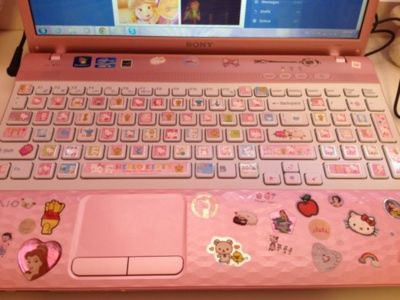 laptop goals 🍰 // notyourcrybaby on ig on We Heart It Vasos Vintage, Pink Laptop, Retro Gadgets, Pastel Pink Aesthetic, Pastel Aesthetic, Pink Aesthetic, 그림 그리기, Cute Pink, Pastel Pink