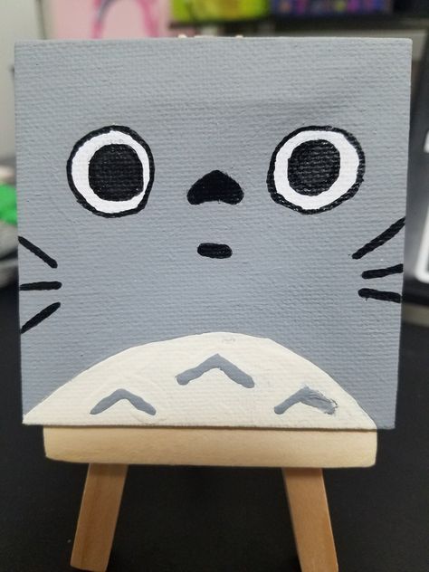 Totoro Painting Easy, Totoro Acrylic Painting, Easy Anime Painting Ideas On Canvas, Easy Animal Paintings For Beginners, Sanrio Painting Canvas, Mini Canvas Art Easy Cute Aesthetic, Canvas Painting Ideas Cute, Simple Small Paintings, Paintings For Friends