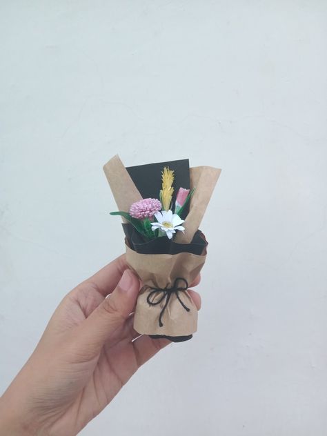 Paper Flowers 2d, Mini Paper Bouquet, Paper Bouquet Diy, Gift Me, Mini Bouquet, Paper Vase, Diy Gift Card, Paper Bouquet, Cute Couple Gifts