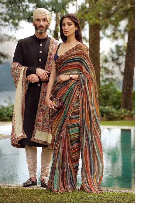 Indian Sari Aesthetic, Sabyasachi Suits, Ethnic Saree, Zara Shahjahan, Saree Wearing, Saree Wearing Styles, Lace Jeans, Indian Sari Dress, Indian Outfits Lehenga