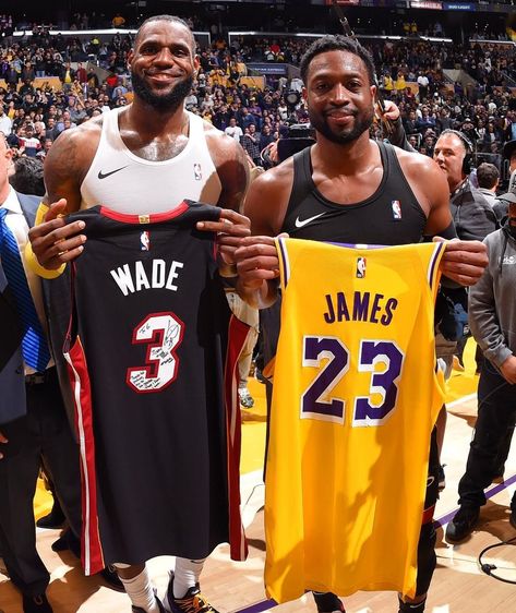 Mvp Basketball, Best Nba Players, Lebron James Lakers, Nba Basketball Art, Basketball Players Nba, Nba Mvp, Dwyane Wade, Nba Legends, Nba Stars