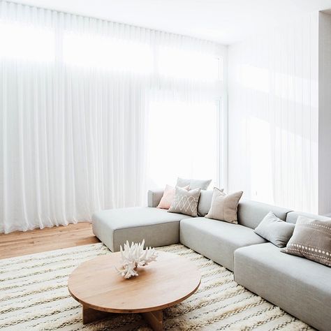 DIY blinds on Instagram: “PROMOTIONAL CODE ⚠️ Did you catch @kyalandkara insta stories? 15% off designer curtains, simply use promo code DesignerCurtains. The code…” Sheer Curtains Living Room, Renovation Living Room, Kyal And Kara, Lounge Room Styling, Living Room Reveal, Living Comedor, Curtains Living, Living Room Inspo, Lounge Room