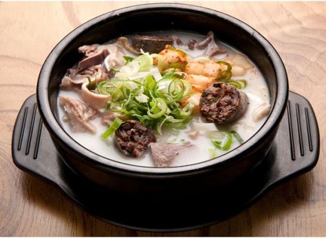 Pork Sausage Stew (Soondae guk) Soondae Soup, Korean Soups, East Asian Food, Korean Soup, Sausage Stew, Korean Street Food, Korean Dishes, Pork Sausage, Korean Street