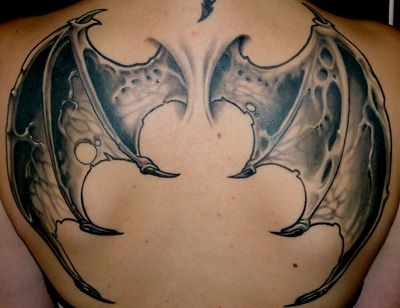 Gothic Tattoos with Wing Designs Wings Tattoo On Chest, Dragon Wings Tattoo, Jb Tattoo, Bat Wings Tattoo, Mason Tattoo, Yin And Yang Tattoo, Tattoo Covering, Sketches Black And White, Wing Tattoos