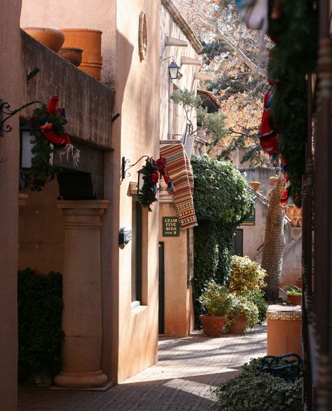 A view of Tlaquepaque Arts and Crafts Village -- a small, upscale shoppping center in Sedona, Arizona. The attractive architecture is meant to resemble a Mexican village, with interconnected courtyards and alleyways. Mexican Decor, Mexican Culture, Mexican Style, Mexico Travel, Oh The Places Youll Go, Central America, Mexico City, Travel Dreams, Beautiful World