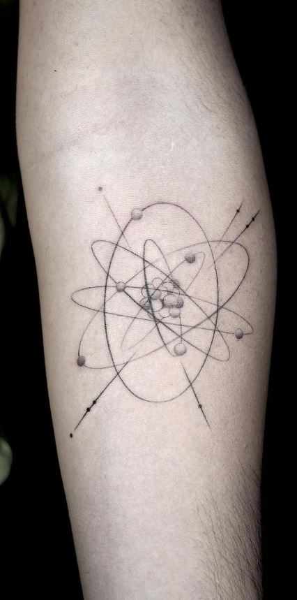 Schematic Tattoo, Atom Tattoo, Science Tattoo, I Tattoo, Atom, Body Art, Tattoo Designs, Science, Tattoos