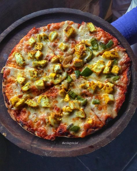 Paneer Tikka Pizza, Butter Masala, Motivate Me, Paneer Tikka, A Pizza, Something Else, Paneer, Vegetable Pizza, To Start