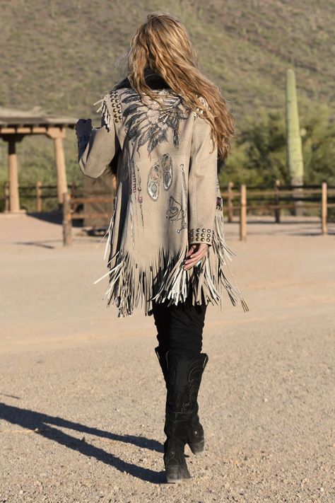 Country Western Fashion, Fringed Jacket, Womens Fashions, Wilde Westen, Double D Ranch, Jacket With Fur, Country Girls Outfits, Country Dresses, Cowgirl Chic