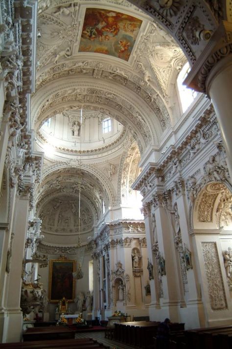 St.. Peter and Paul Church - recognized Lithuanian baroque pearl. Going into the interior of the church, it seems to fall into a mysterious character, baroque worldview and philosophy of the world. Although it is full of individual parts, they have been merged into a unified whole, in which the encrypted secrets and history of the church.