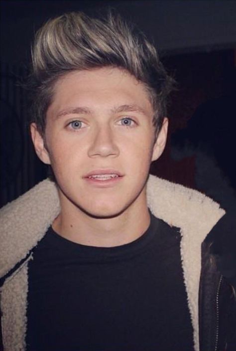 Niall Horan 2012, Irish Princess, Frat Boy, James Horan, Niall Horan, Pretty Little Liars, Harry Styles, Quick Saves