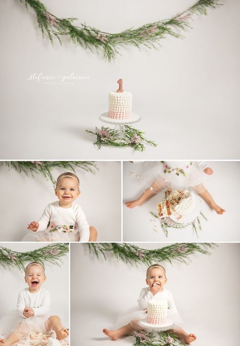 Smash Cake Studio Session, At Home Cake Smash Photoshoot, Smashed Cake Photoshoot, Christmas Cake Smash, Fairy Theme Birthday Party, Cake Smash Outfit Girl, Cake Smash Inspiration, First Birthday Photography, Baby Birthday Photoshoot