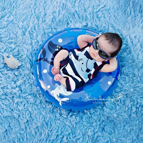 Summer Baby Photos, Baby Milestones Pictures, Foto Newborn, Monthly Baby Pictures, Baby Fotografie, Baby Photoshoot Boy, Baby Boy Pictures, Newborn Baby Photoshoot, Baby Shoot