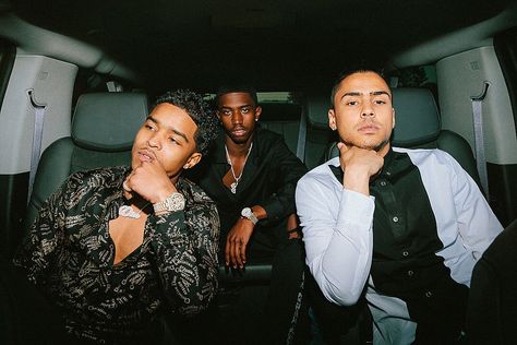 Quincy Combs, Diddy Son, Christian Combs, Men Aesthetic Outfits, Quincy Brown, Hey Handsome, Cute Black Guys, Beautiful Curly Hair, Bow Wow