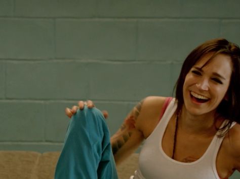 Wentworth 1 X 9 "To The Moon" Frankie Wentworth, Frankie Doyle, Franky Doyle, Wentworth Tv Show, Wentworth Prison, Comfort Series, Branding Photoshoot Inspiration, 3 Women, Fav Movies