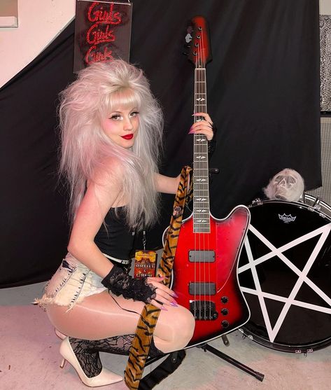 Heather Leather ⚡️ (@vintagevixen80s) | Instagram 80s Glam Rock Fashion, 80s Rocker Chick, 80s Groupie, Rockstar Glam, 80s Rockstar, 80s Glam Rock, 80s Rocker, 80s Girl, 80s Women