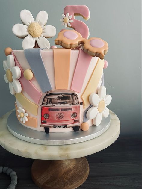 Boho Groovy Cake Ideas, Hippie Cakes Birthdays, Groovy Cake Ideas Birthday, Groovy Sweet 16, Five Is A Vibe Birthday Cake, 60s Birthday Cake, Hippie Cake Ideas, 70s Theme Cake, Volkswagen Birthday