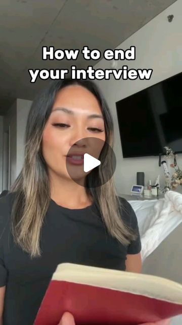 @financingmarks on Instagram: "What to ask at the end of a job interview ◇ Credit: @heyhellorecruiter ◇ #job#interview#interviewtips#career#jobinterview" Ladies Job Interview Outfits, Preschool Interview Outfit, How To Dress For A Job Interview Women, Easy Interview Outfit, Server Interview Outfit, Graphic Design Interview Outfit, What To Wear To A Job Interview, Video Interview Outfit, Outfit For Interview