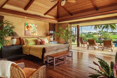 Distinctive Hawaii Style Living | Eco-Beach Chic Homes - Hawaii Real Estate Market  Trends | Hawaii Life Hawaiian Interior Design, Hawaiian Bedroom, Hawaiian House, Hawaiian Home Decor, Hawaiian Homes, Hawaiian Decor, Hawaii Style, Hawaii Homes, Hawaii Life