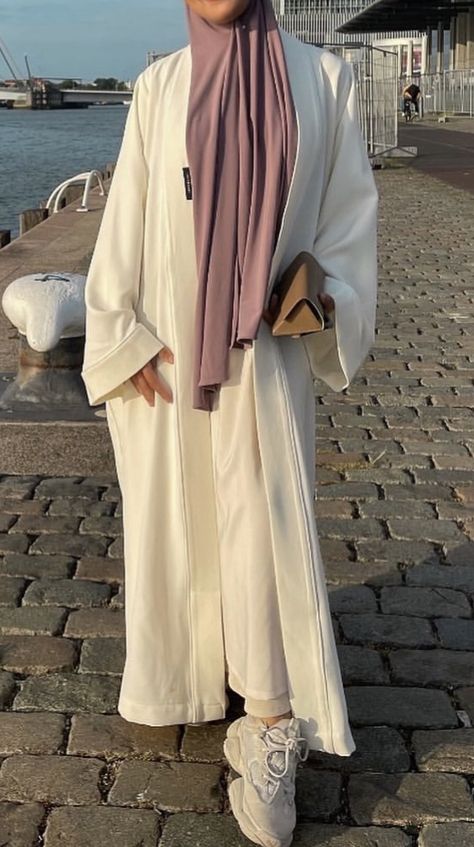 Casual Abaya Outfits, Modest Outfits Muslim, Abaya Outfit, Hijab Fashion Summer, Estilo Hijab, Stile Hijab, Modesty Outfits, Muslim Outfits Casual, Muslim Fashion Hijab Outfits