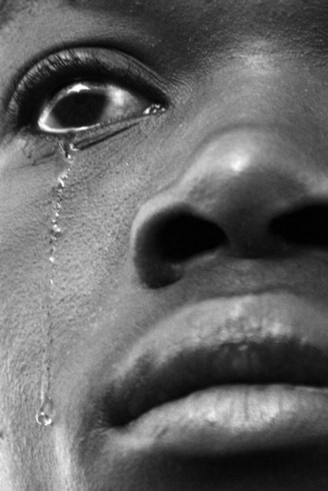 Men do cry We Are The World, People Of The World, Interesting Faces, 인물 사진, White Photo, Black Art, Michael Jackson, Independence Day, Beautiful People