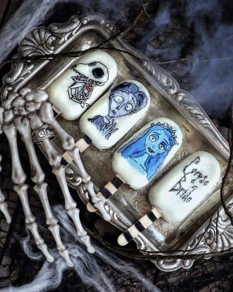 Corpse Bride Food, Corpse Bride Birthday Party, Corpse Bride Wedding Theme, Leftover Chocolate Cake, Bride Theme, Sweet Business, Corpse Bride Wedding, Corpse Bride Movie, Bride Halloween