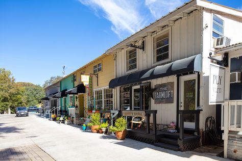 Caddo Lake State Park, Wimberley Texas, Mustang Island, Texas Towns, Small Town Life, Kayak Trip, Dude Ranch, Finger Lakes, Texas Travel