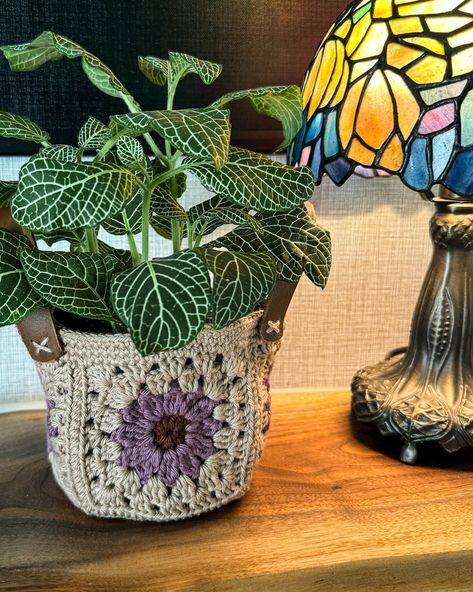 Crochet PDF Pattern Crochet Planter Basket Pattern Beginner Friendly PDF Crochet Pattern Spring Crochet - Etsy Crochet Plant Pot Cover Granny Square, Crochet Jar Covers Free Pattern, Crochet Planter, Crochet Jar Covers, Spring Crochet, Plant Pot Covers, Planter Basket, Basket Pattern, Crochet Fun