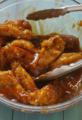 Jack Daniels Chicken, Jack Daniels Recipes, Hot Wing Recipe, Hot Wing Sauces, Homemade Bbq Sauce, Homemade Bbq, Bbq Sauce Homemade, Wing Sauce, Never Go Back