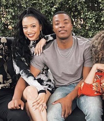 All American Spencer, Spencer And Olivia, Daniel Ezra, Samantha Logan, Olivia Baker, Jordan Baker, American Tv Show, Black Love Couples, Tv Couples