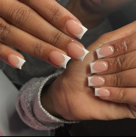 White One White French Nails, White French Tip Square Nails Short, White French Tip Styles, Shirt White French Tip Nails, Gel X Nail French Tip, Short French White Nails, Clear White French Tip Nails, White Shirt French Tip Nails, Shirt White Acrylic Nails