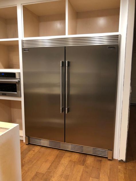 Double Refrigerator And Freezer, Frigidaire Professional Refrigerator, Stainless Fridge, Willow Oak, Frigidaire Professional, Desert Willow, Kitchen Fridge, Kitchen Fridges, Kitchen Pantry Design