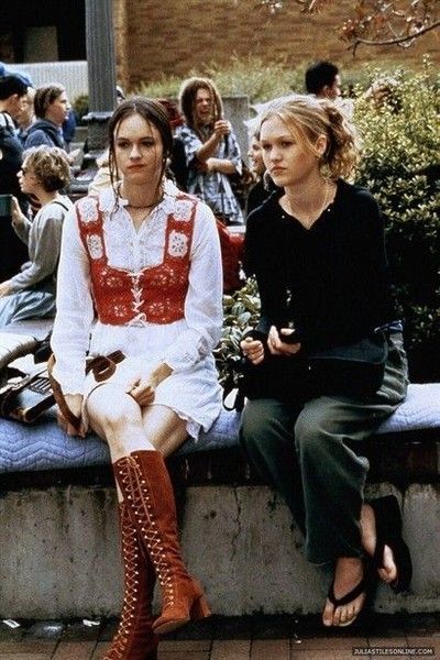 Susan May Pratt, 90s Movies Fashion, 10 Things I Hate About You, 90s Inspired Outfits, I Love Cinema, 90s Movies, Movies And Series, Movies Outfit, 2000s Fashion Outfits