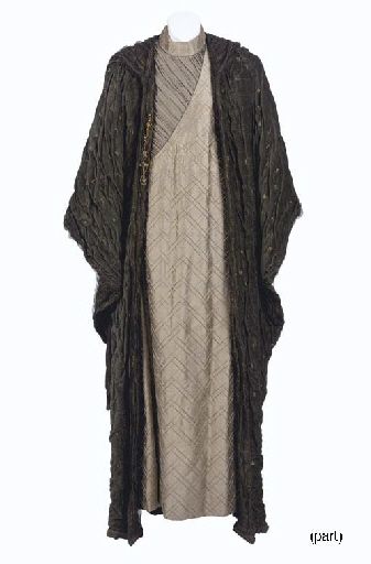 Christie's Large Image Star Trek Costume, Ancient Dress, Star Wars Fashion, Jeanne Lanvin, Large Image, Fantasy Costumes, Fantasy Clothing, Fantasy Fashion, Character Outfits