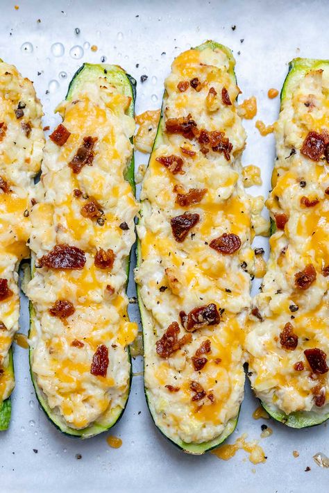 Chicken Popper Zucchini Boats for Delicious Clean Eats! | Clean Food Crush Zucchini Boat Recipes, Chicken Poppers, Season Chicken, Clean Eating Chicken, Zucchini Boats, Clean Food Crush, Clean Eating Dinner, Food Crush, Yummy Casseroles