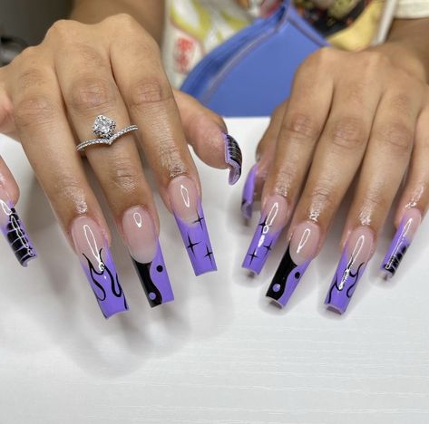 Festival Acrylic Nails, Purple Acrylic Nails Designs, Long Acrylic Nails Designs, Dope Nail Designs Purple, Baddy Nails, Summer Nails Art, Nail Art Inspo, Purple Acrylic Nails, Art Designs Ideas