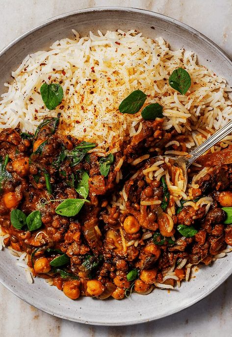 Valencia Diet, Pumpkin Lentil, Curry With Chickpeas, Pumpkin Dish, Seed Recipes, Tried And True Recipes, Pumpkin Seed Recipes, Lentil Curry, Pumpkin Seed