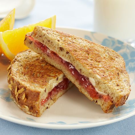 Jam and Cream Cheese French Toasted Sandwiches from Smucker's ® . Cream Cheese And Jam Toast, Jam And Cheese Sandwich, French Toast Sandwich, Savoury Breakfast, Toasted Sandwiches, Cream Cheese Sandwiches, Stuffed French Toast Cream Cheese, Bread Jam, Jam Toast