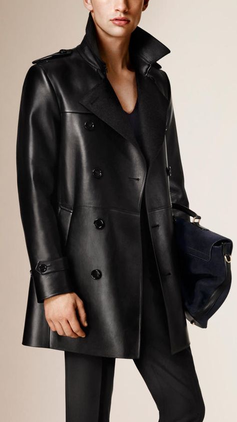 Burberry Cashmere-bonded Leather Trench Coat Coat Styles, Mens Fashion Coat, Mens Leather Coats, Long Leather Coat, Leather Outerwear, Leather Jacket Style, Leather Trench, British Outfits, Leather Trench Coat