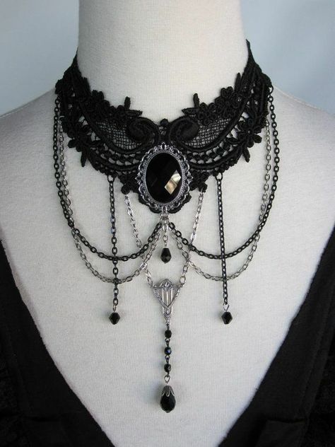 Kalung Choker, Black Lace Necklace, Lace Choker Necklace, Victorian Goth, Gelang Manik, Lace Necklace, Victorian Steampunk, Black Choker, Gothic Outfits