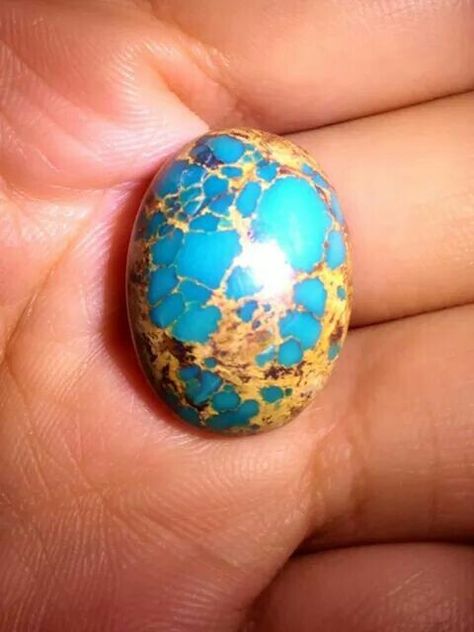 Turquoise Jewelry Rings, Turquoise Men, Healing Gemstone Bracelets, Persian Turquoise, Types Of Gemstones, Rocks And Gems, Minerals And Gemstones, Gems And Minerals, Nature Jewelry